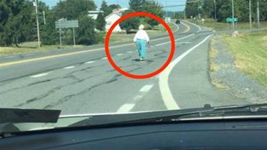 何もない路上をひとりで歩く９３歳の女性。不審に思い車に彼女を乗せると男性は驚きの体験をする